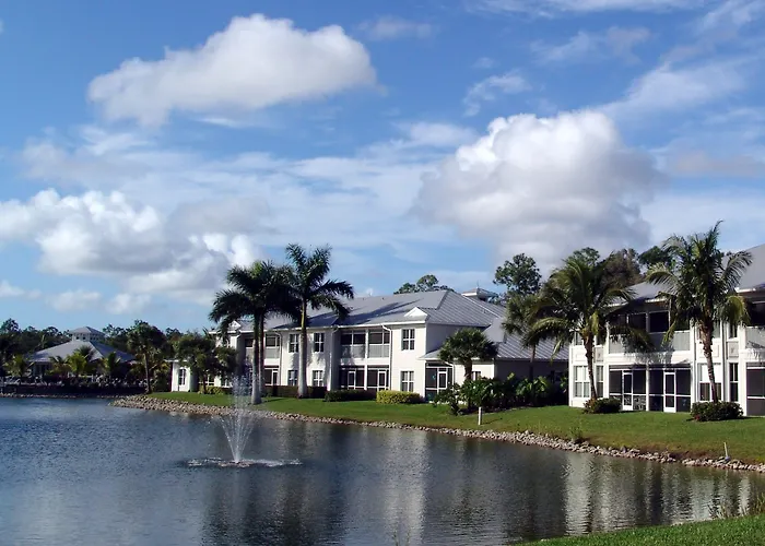 Greenlinks Golf Villas At Lely Resort