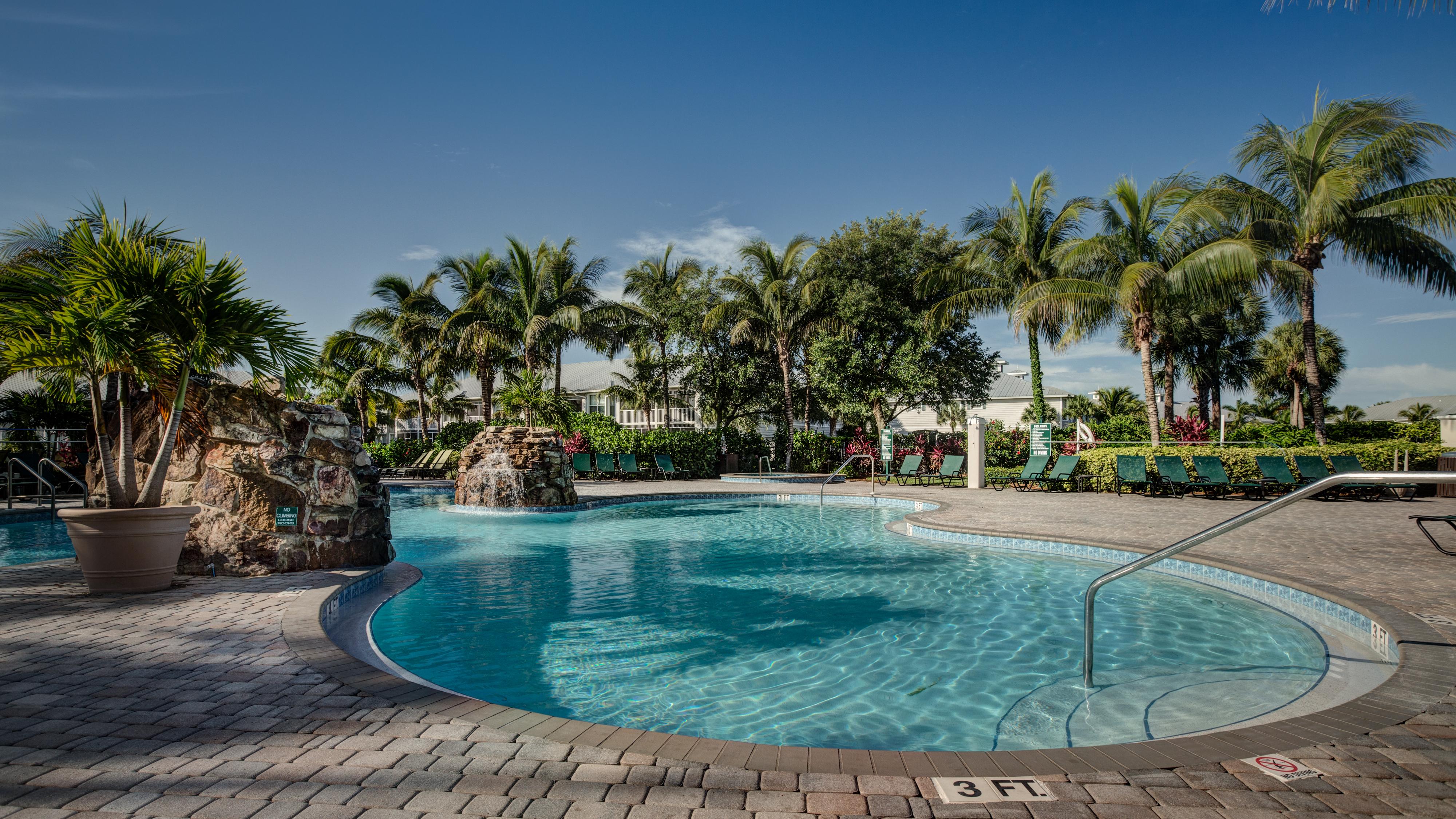 Resort Greenlinks Golf At Lely Naples Manor